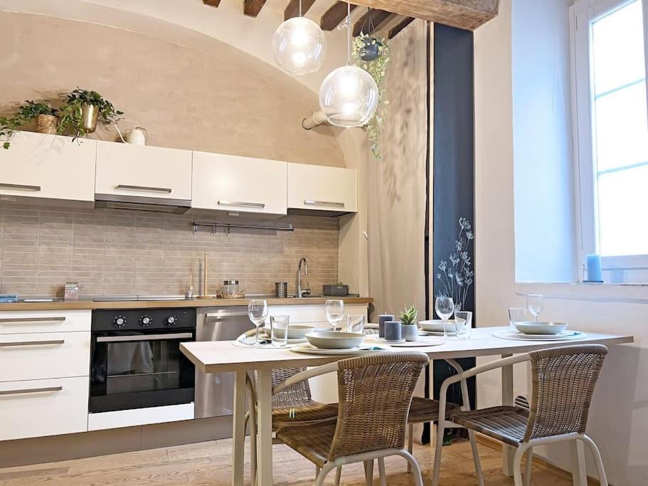 Suite 9, Parma Centro Exteriör bild