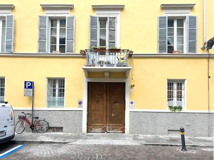 Suite 9, Parma Centro Exteriör bild