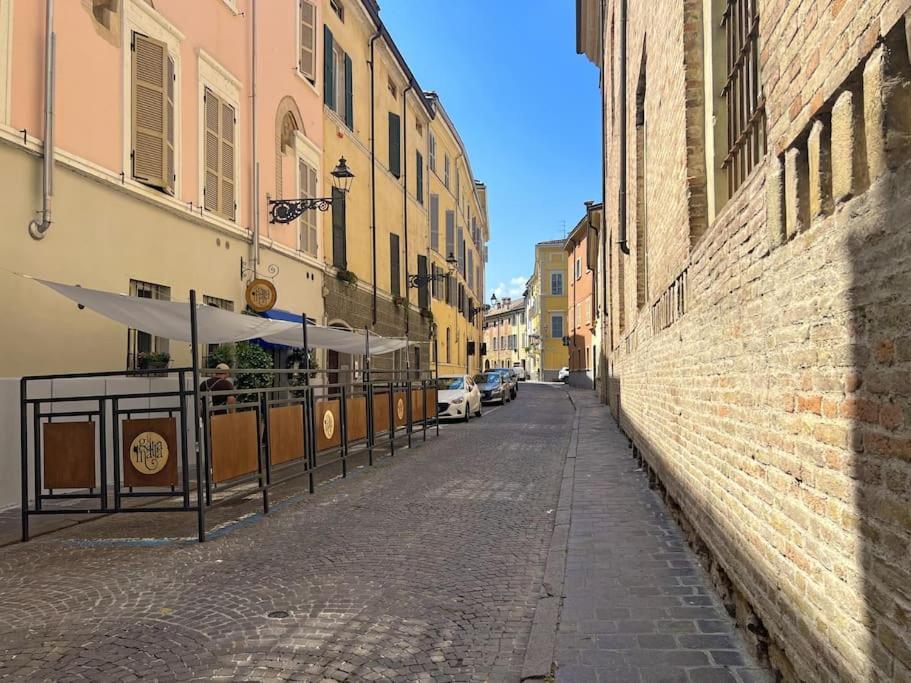 Suite 9, Parma Centro Exteriör bild